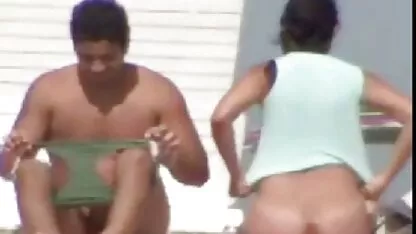 Femeia s-a despărțit când soțul s-a despărțit de iubit. striptis fete goale