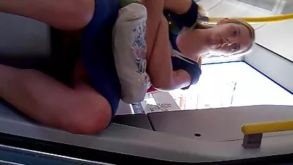 Licitație fata de imagini cu femei gole pe camera dracului
