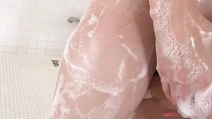 Frumusete gol ia fete nud xxx parte la ringul de dans