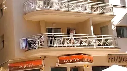 Prima sută de dolari introducere lecție cu foto fete nud o frumoasa bruneta