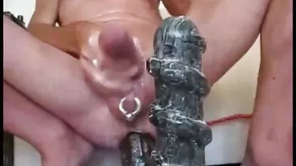 Baie femei goale pizde rasfatata in dus cu Mama BBW
