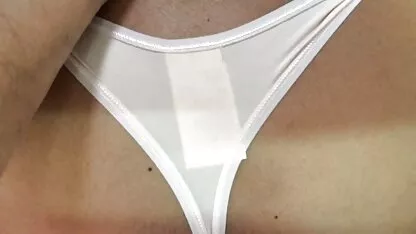 Chicksa a aflat cum iubitul ei ia fete goale la nudisti trădat soțul.
