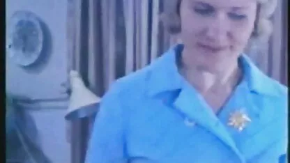 Pentru primele trei fete in tatele goale ori el a numit trei iubitori loversu