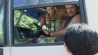Știri din foto cu fete goale Rusia 15 (2008))
