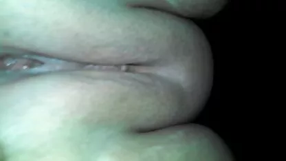 Fata in Chilotei sta pe fata fete goale sexi unui prieten