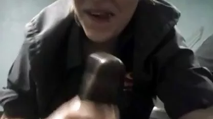 Hobby-ul ei preferat poze fete golae este piercingul vaginal.