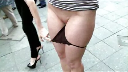 Studenka a făcut o fete nud plaja impresie bună cu jucătorii naturii
