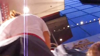 Lesbiene fut cu femei goale xxl dildo-uri mici în anal