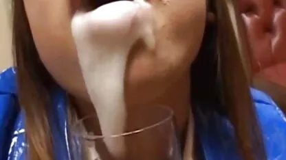Patru bărbați două frumoase poze cu femei goale xxx lesbiene din pădure