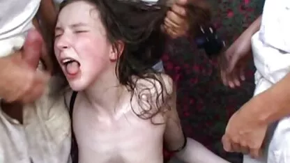Fata Bosti fete goale hd plătit în această etapă penis artificial