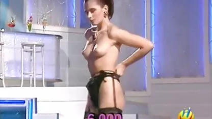 Am poze cu fete tinere goale venit la cabană și m-am dus imediat să scriu la toaletă