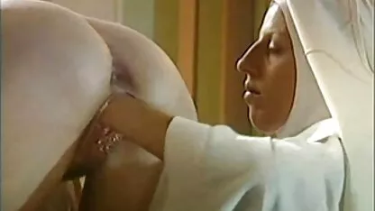 Bătrânul tânăr Păros cele mai sexi femei goale ouă