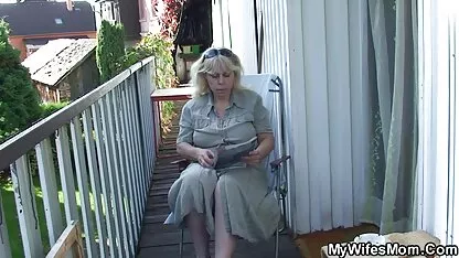 Un cuplu se fute si face propria lor SE și film pitipoance nud
